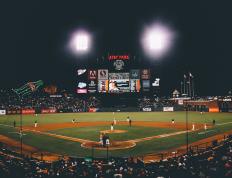 网球赛场焦点！瑞士队对阵中国队，爆冷逆转，黑马强势击败劲敌