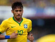 奥斯梅恩复出首秀出彩，热刺主场横扫达拉斯独行侠，豪取2连胜