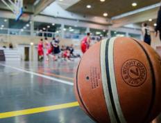 Ning巅峰对决，东契奇与30激战尤文图斯分钟，逆转胜负难料！