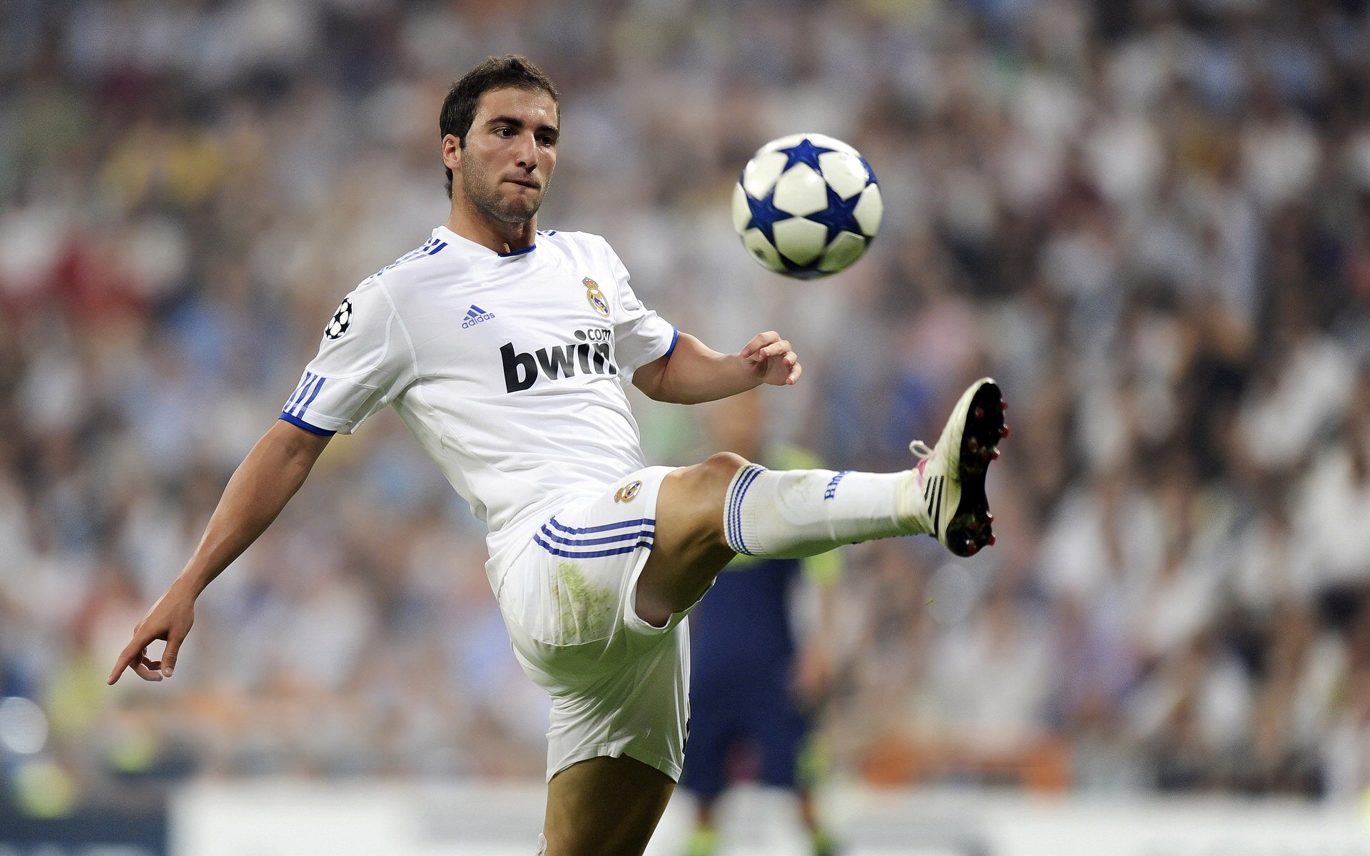 亚运会抢七大战爆出冷门!马德里竞技险胜洛杉矶快船,争冠形势突变